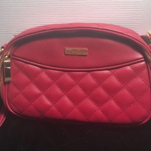 JOY&IMAN RED CROSSBODY MULTIPLE COMPARTMENTS